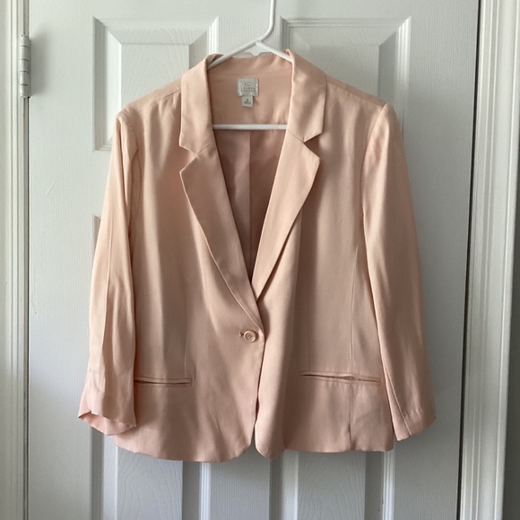 Lauren Conrad Women’s Jacket - Picture 1 of 4